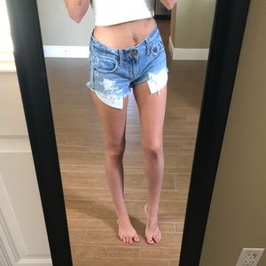 ❌ SOLD AE high Waisted distressed